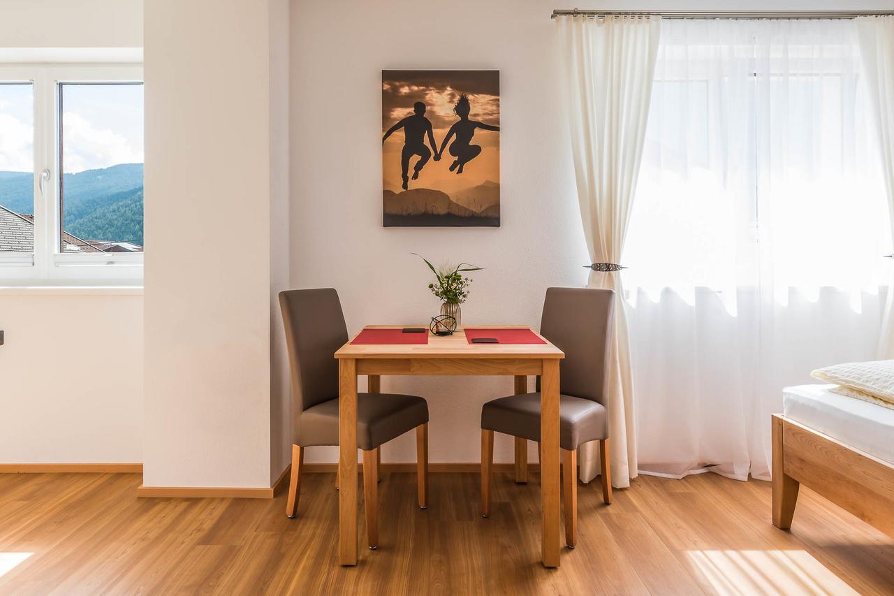 Apartment im Huggn Fulpmes Exterior foto